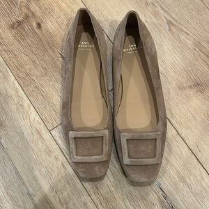 Ann Mashburn tan flats